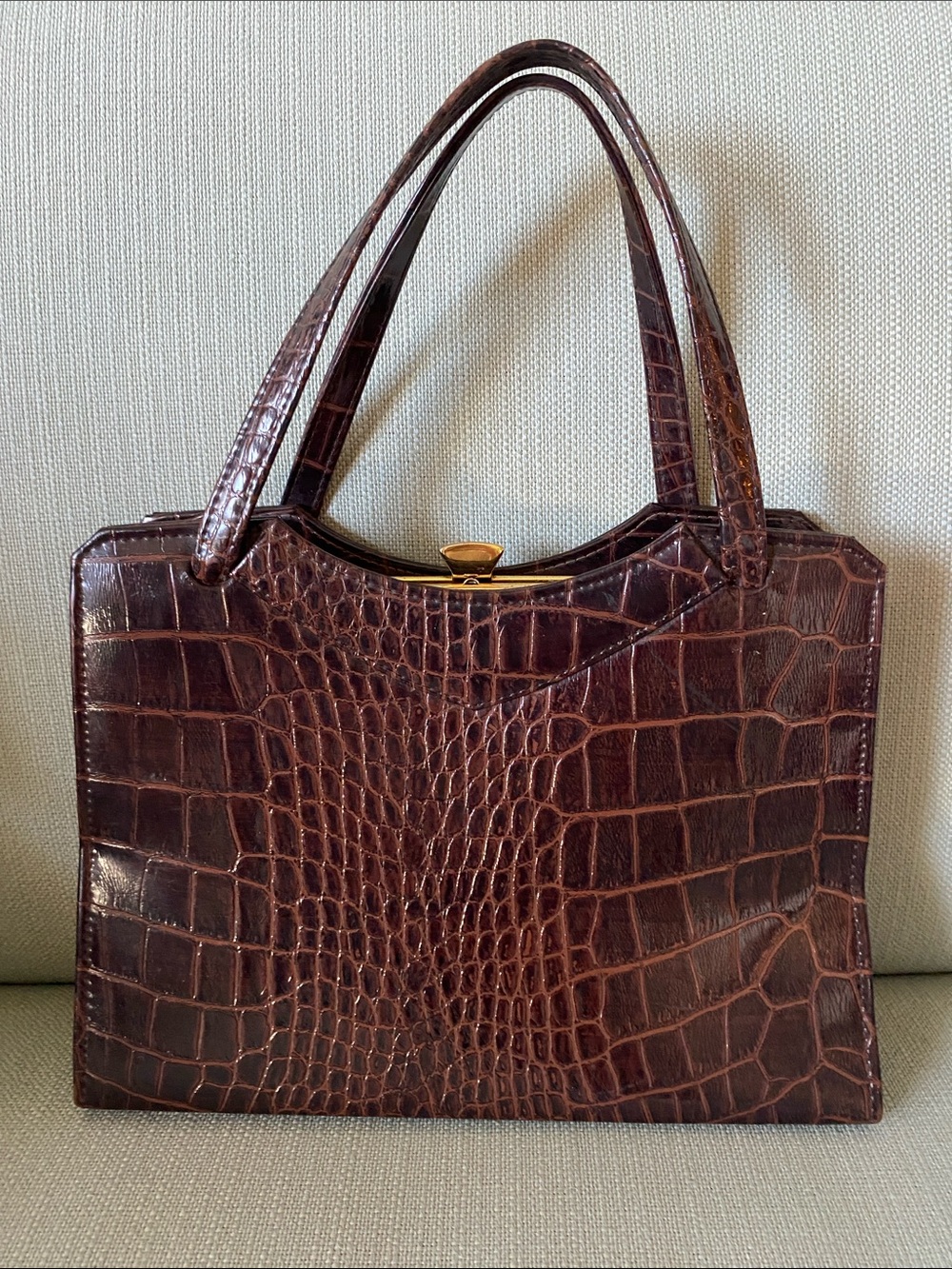 Bagcraft Queen’s  Approved Vintage Brown Alligator handbag